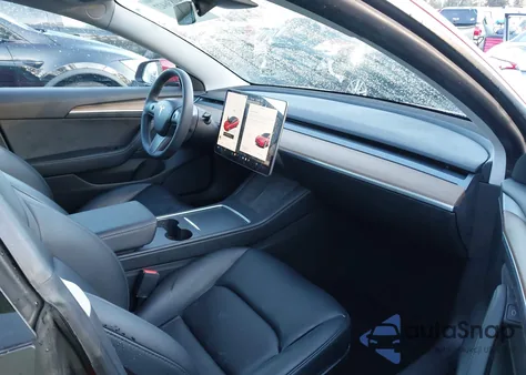 2021 Tesla Model 3 Standard Range Plus Rear-Wheel Drive from USA, damaged, VIN 5YJ3E1EA8MF088244